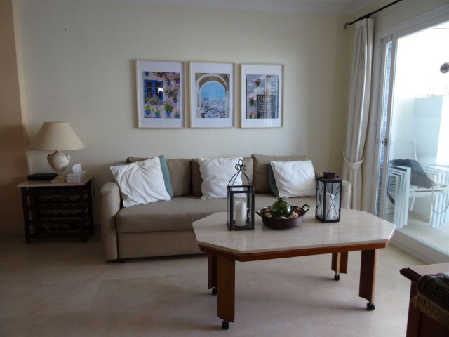 2 Schlafzimmer Apartment in La Carihuela