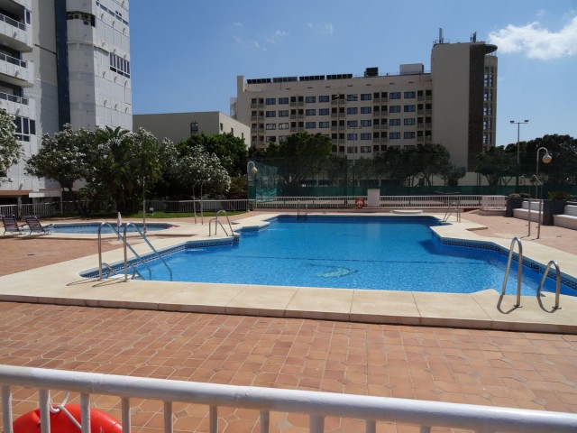 2 Schlafzimmer Apartment in La Carihuela