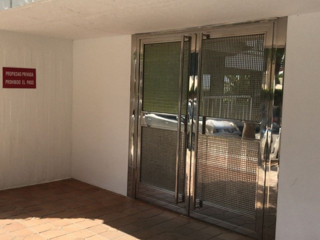 2 Schlafzimmer Apartment in La Carihuela