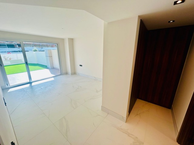 3 Schlafzimmer Apartment in San Pedro de Alcántara
