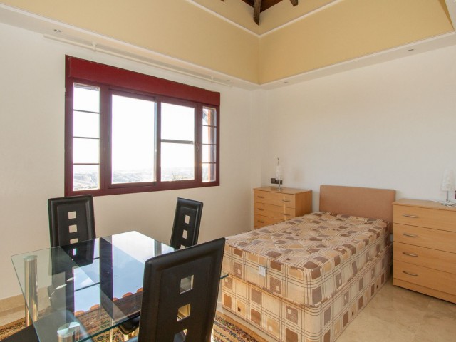 Penthouse in La Mairena