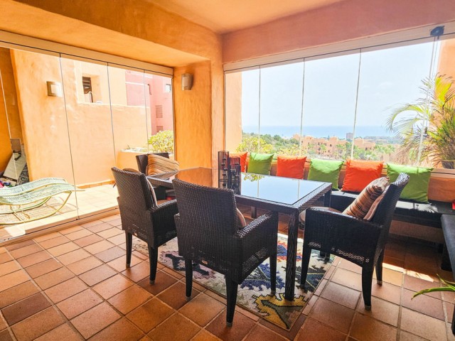 Apartamento con 2 Dormitorios  en La Duquesa