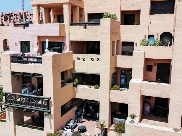 Apartamento con 2 Dormitorios  en La Duquesa