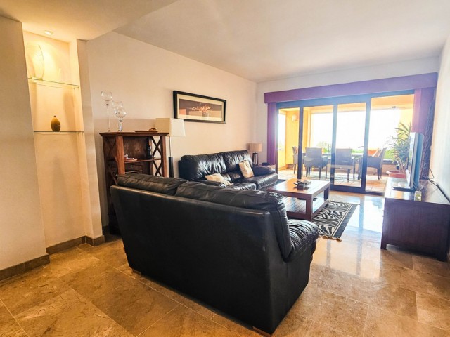 Apartamento con 2 Dormitorios  en La Duquesa