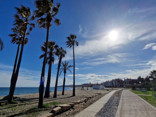 Apartamento con 2 Dormitorios  en La Duquesa