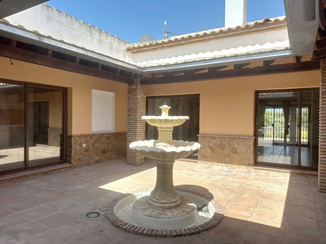 Villa, Alhaurín el Grande, R5130715