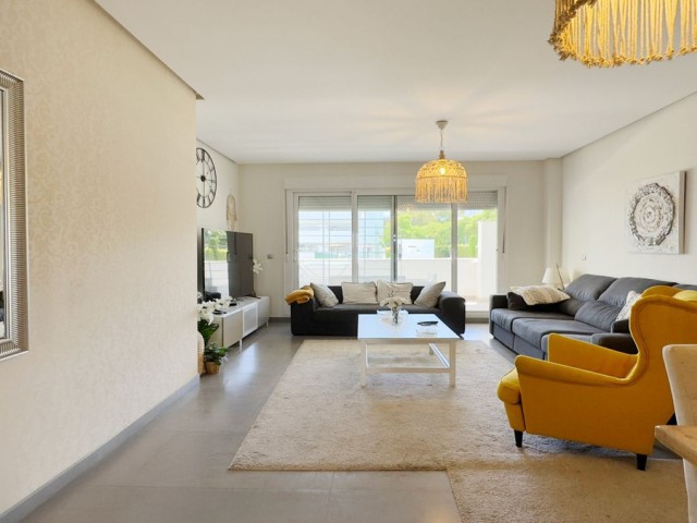 3 Schlafzimmer Apartment in Nueva Andalucía