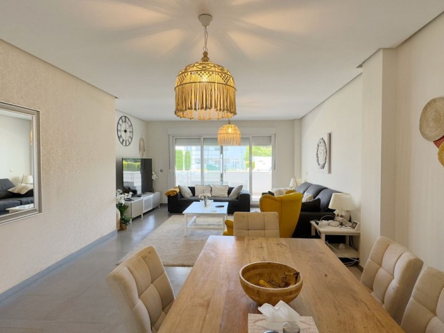 3 Schlafzimmer Apartment in Nueva Andalucía