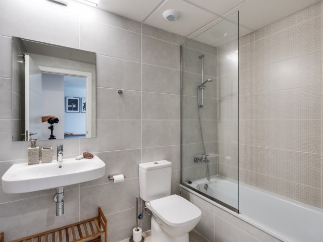 2 Bedrooms Apartment in Selwo