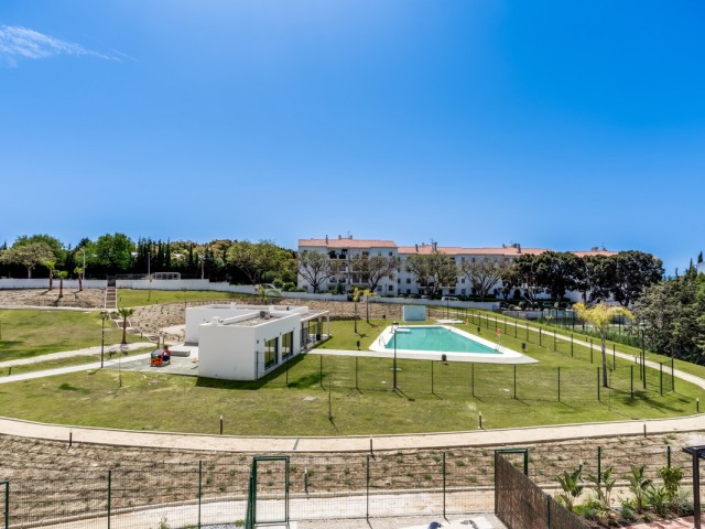 2 Bedrooms Apartment in Selwo