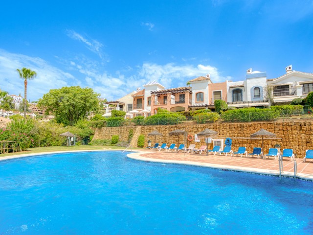 4 Slaapkamer Rijtjeshuis in Los Arqueros