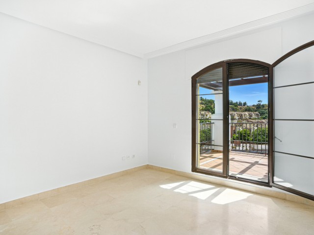 4 Slaapkamer Rijtjeshuis in Los Arqueros