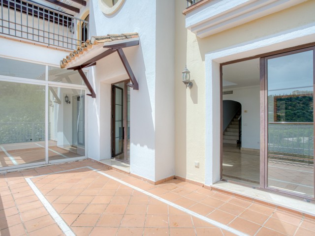 4 Slaapkamer Rijtjeshuis in Los Arqueros