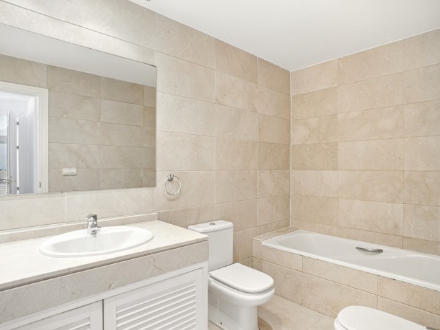 4 Slaapkamer Rijtjeshuis in Los Arqueros