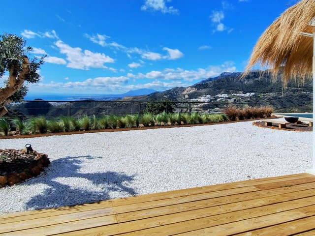 2 Makuuhuoneen Huvila Ojén