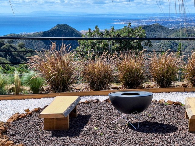 2 Makuuhuoneen Huvila Ojén