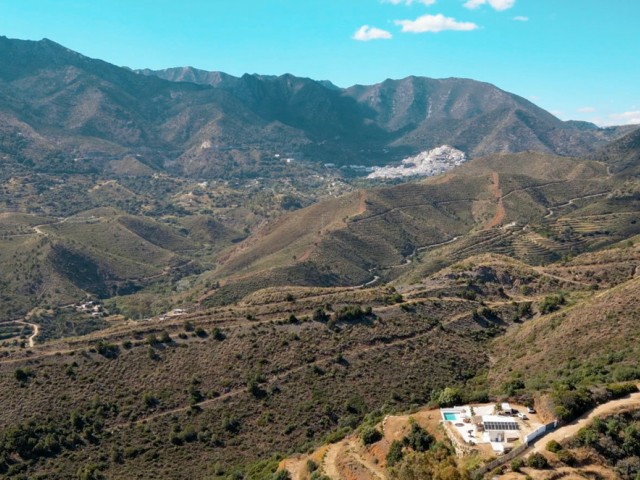 2 Makuuhuoneen Huvila Ojén