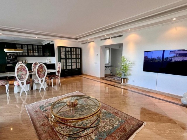 3 Bedrooms Apartment in Marbella