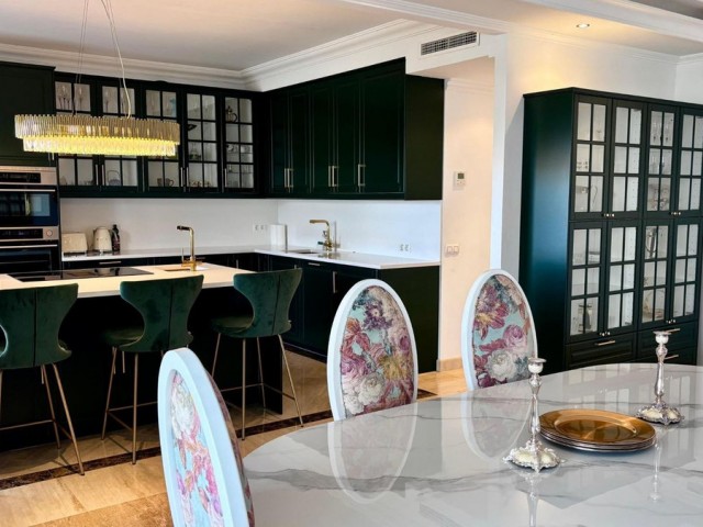 3 Bedrooms Apartment in Marbella