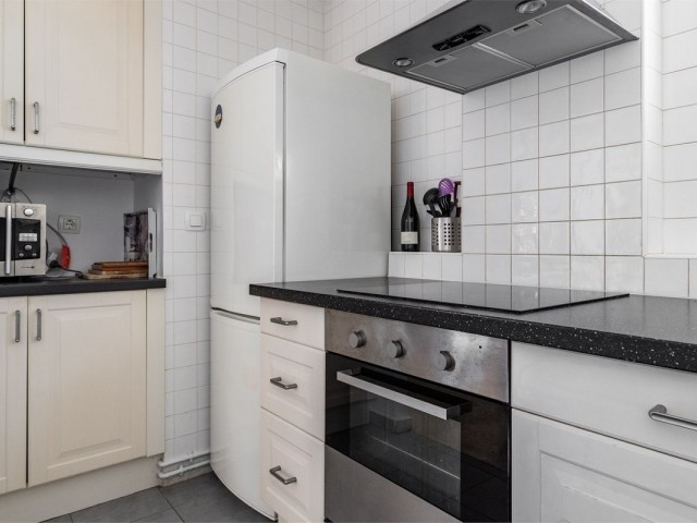 Apartamento con 3 Dormitorios  en Los Boliches