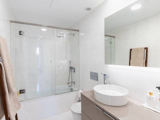2 Schlafzimmer Apartment in Estepona