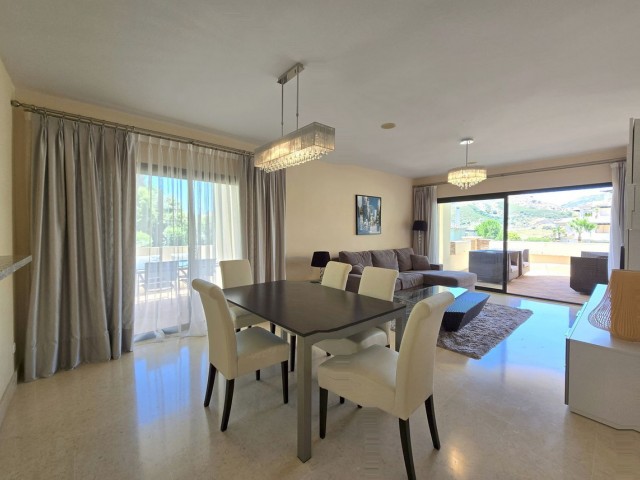 2 Schlafzimmer Apartment in Benahavís
