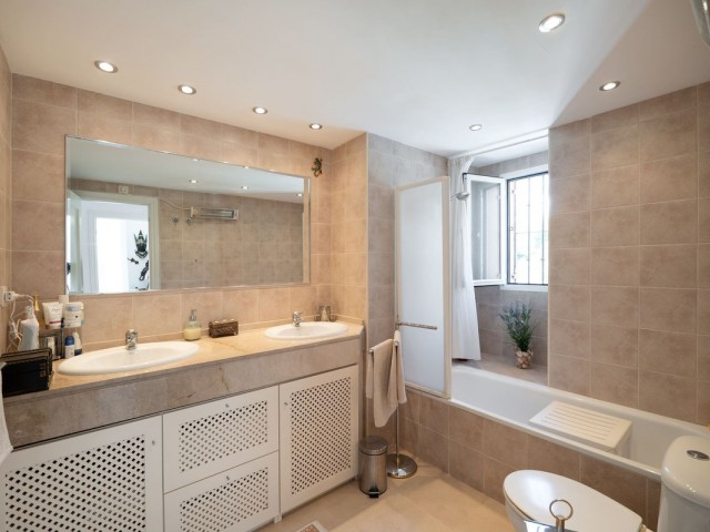 3 Slaapkamer Rijtjeshuis in Casares