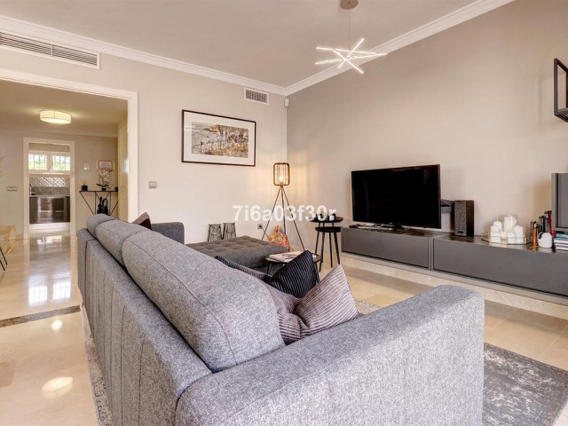 Appartement avec 3 Chambres  à San Pedro de Alcántara