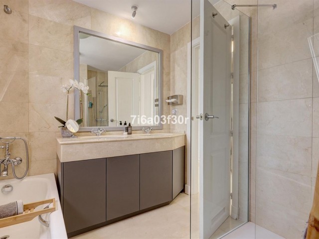 Appartement avec 3 Chambres  à San Pedro de Alcántara