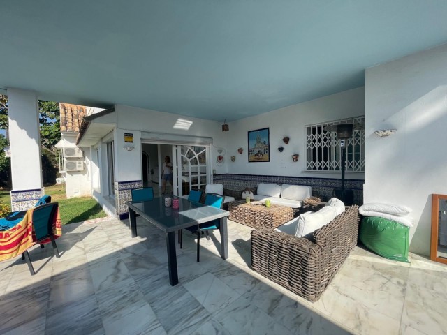 7 Soveroms Villa i Marbella