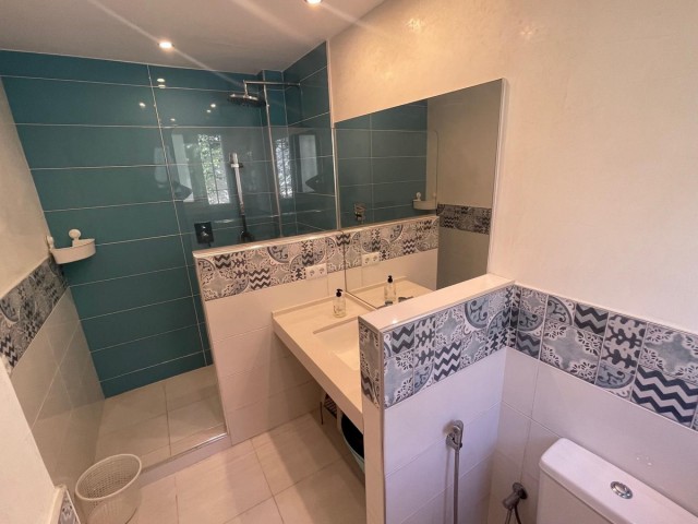 7 Soveroms Villa i Marbella