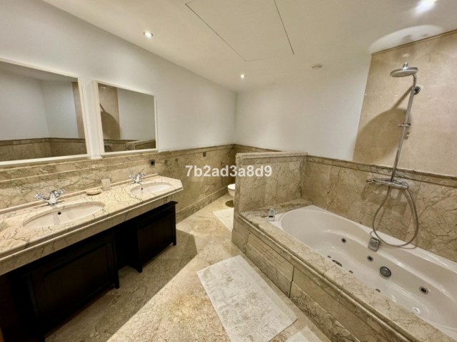 3 Schlafzimmer Apartment in San Pedro de Alcántara