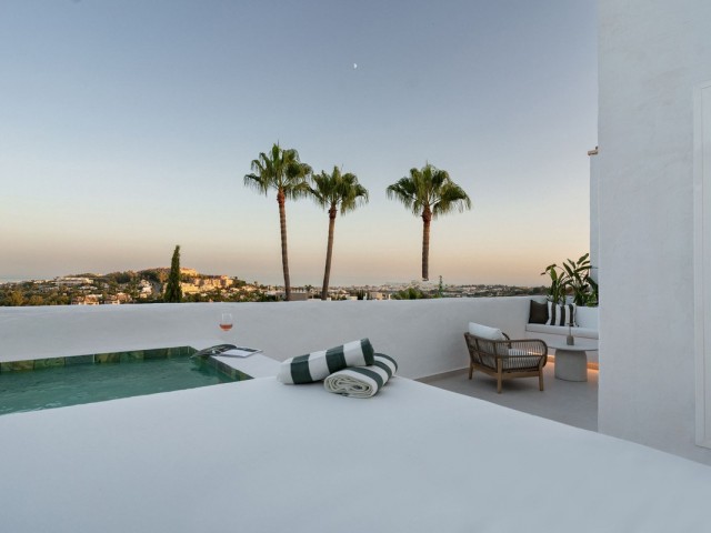 Appartement avec 3 Chambres  à Nueva Andalucía