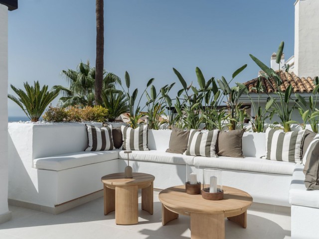 Appartement avec 3 Chambres  à Nueva Andalucía