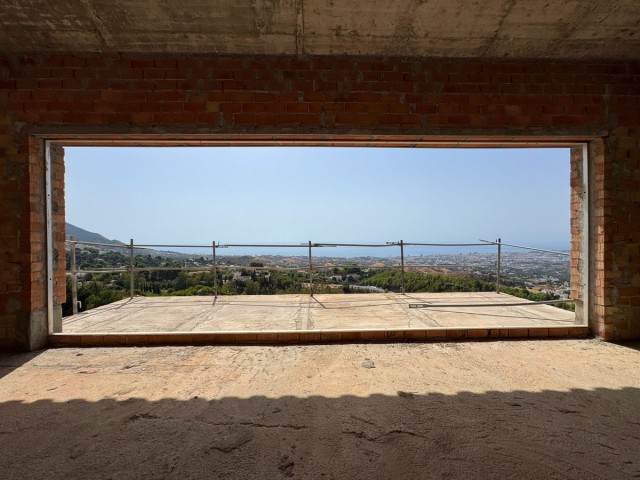 7 Bedrooms Villa in Mijas