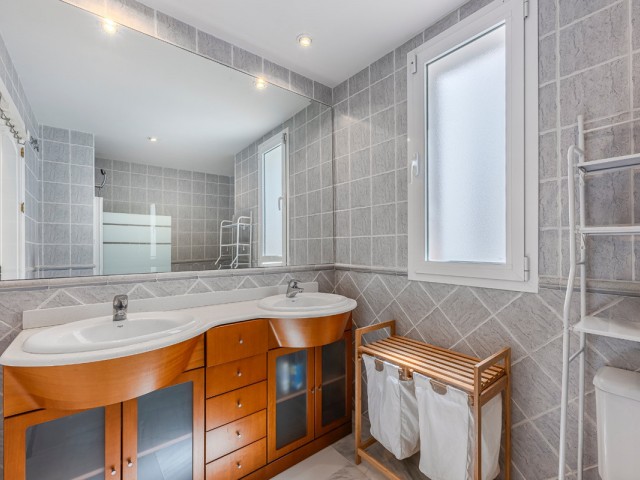 3 Slaapkamer Rijtjeshuis in Benahavís