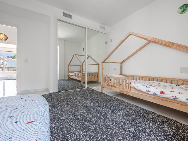 3 Slaapkamer Rijtjeshuis in Benahavís