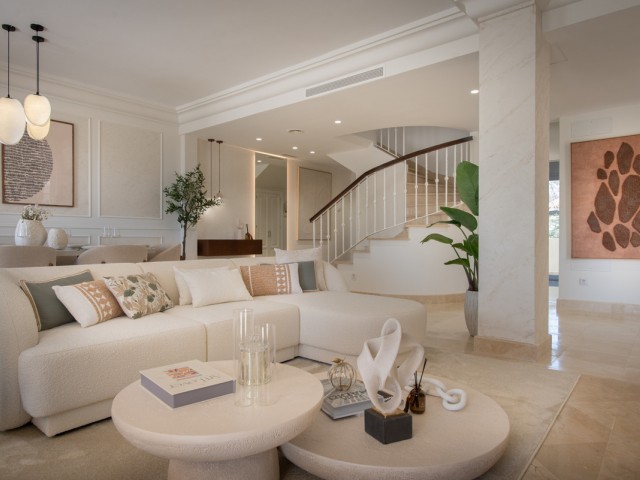 Appartement avec 3 Chambres  à Nueva Andalucía