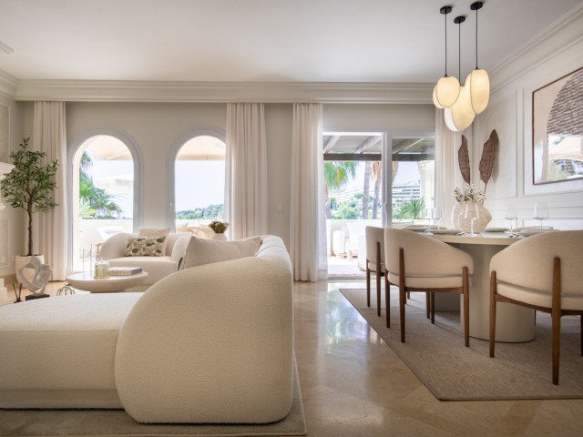 Appartement avec 3 Chambres  à Nueva Andalucía