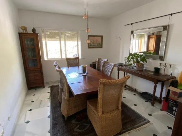 5 Schlafzimmer Villa in Ojén