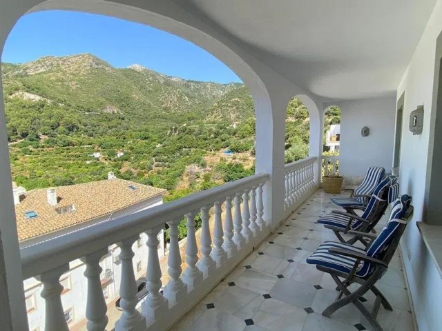 5 Schlafzimmer Villa in Ojén