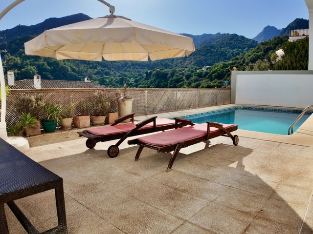 Villa, Ojén, R5132815