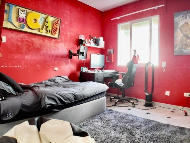 5 Soveroms Villa i Ojén