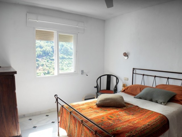 5 Soveroms Villa i Ojén