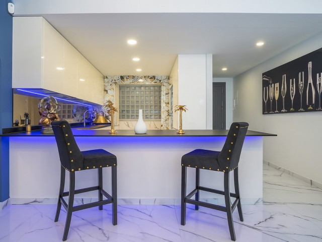 2 Schlafzimmer Apartment in Estepona