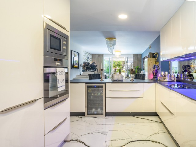 2 Schlafzimmer Apartment in Estepona