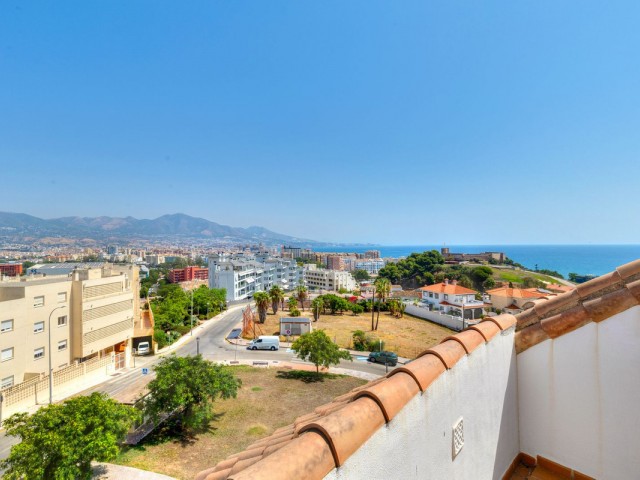 Penthouse avec 2 Chambres  à Fuengirola