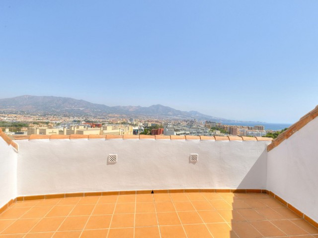 Penthouse avec 2 Chambres  à Fuengirola