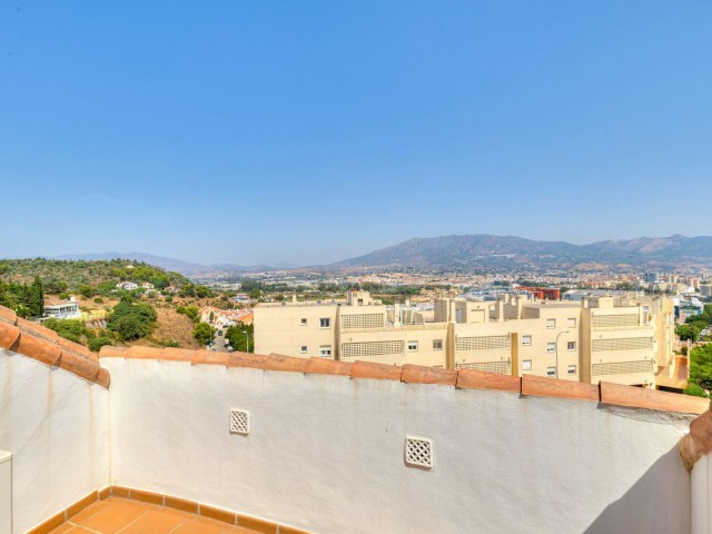 Penthouse avec 2 Chambres  à Fuengirola