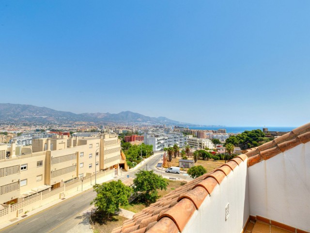 Penthouse avec 2 Chambres  à Fuengirola